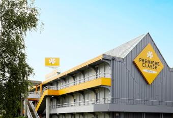 Premiere Classe Lyon Ouest - Tassin allows 18 year olds to book a room