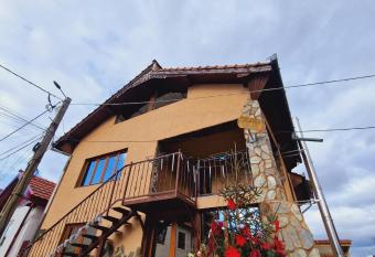 Pensiunea S  la   has Balcony rooms