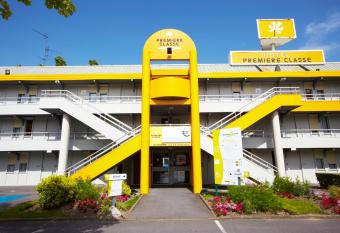 Premiere Classe La Rochelle Nord - Puilboreau allows 18 year olds to book a room