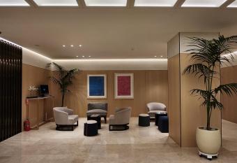 Sunshine Hotel allows 18 year olds to book a room