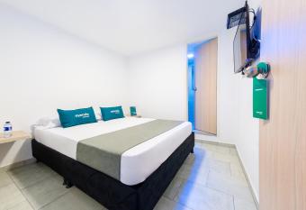 Ayenda Panamericana allows 18 year olds to book a room
