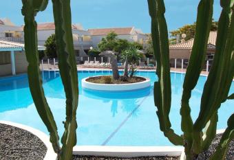 Fantastic 3 Bedroom Townhouse Golf Del Sur - The Palms Resort has Balcony rooms