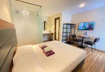 The Hub District Garden Suites has Balcony rooms