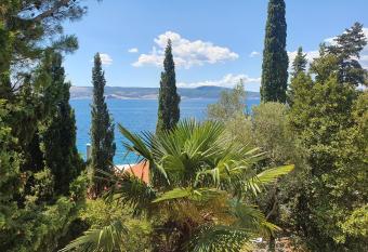 Apartments Lukas has Balcony rooms