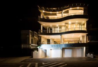 Waves of Grace Seafront Villa allows 18 year olds to book a room