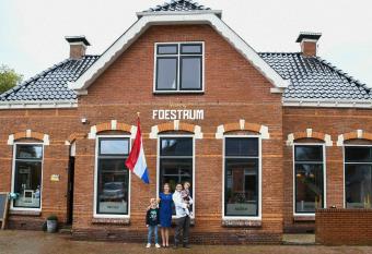 B&B Herberg Foestrum has Balcony rooms