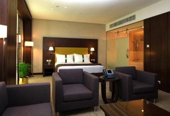 Holiday Inn Meydan, an IHG Hotel has Smoking rooms