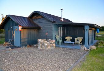 Woodhouse Cottages And Ranch has Balcony rooms