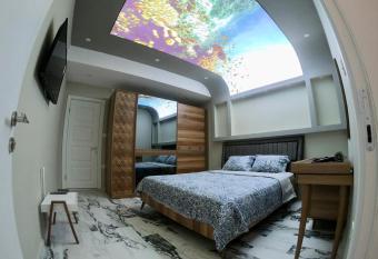 PASHA APART~BOUT  QUE HOTEL/YALOVA has Balcony rooms