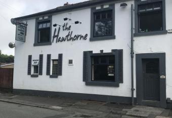 The Hawthorne has Balcony rooms