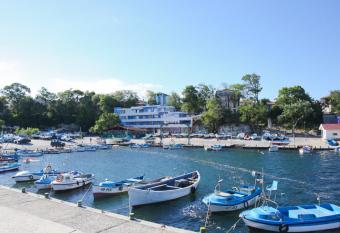 Ribarska Sreshta Family Hotel has Balcony rooms