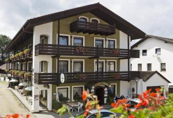 Hotel Br  ukeller has Balcony rooms