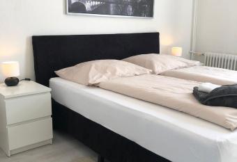 City Apartment Bremerhaven allows 18 year olds to book a room