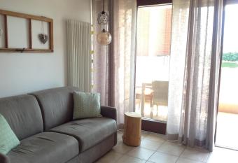 HOME DI CRISTINA has Balcony rooms