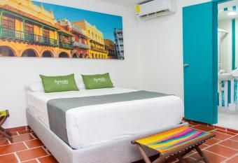 Hotel Ayenda Cartagena Blue 1804 allows 18 year olds to book a room
