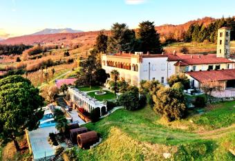 Cella Grande allows 18 year olds to book a room