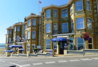 Royal Pier has Balcony rooms