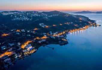 Yalicapkini Boutique Hotel has Balcony rooms