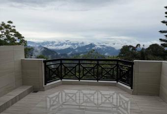 B5 - Fraser Panaroma has Balcony rooms