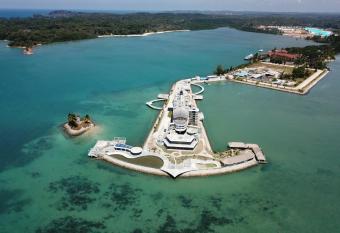 Doulos Phos The Ship Hotel allows 18 year olds to book a room