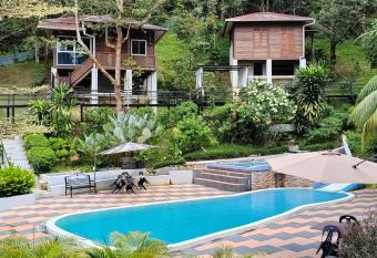 D Bukit Forest has Balcony rooms