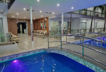 Chequers Suites Subic Bay has Balcony rooms