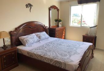 Apartamento en Javea allows 18 year olds to book a room