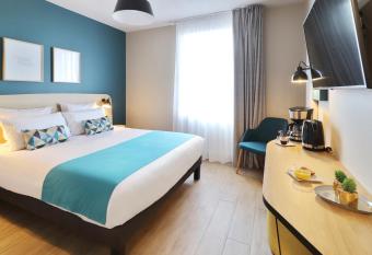 Appart City Confort Toulouse Diagora Lab  ge allows 18 year olds to book a room