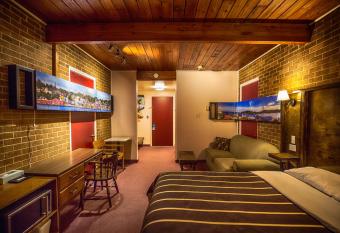 Wheelhouse Motel allows 18 year olds to book a room