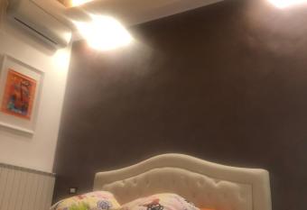 B & B Via Cavour has Balcony rooms