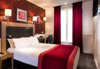 H  tel Elys  es Flaubert allows 18 year olds to book a room