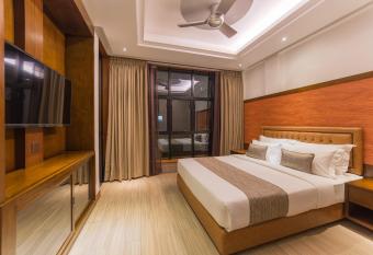 Samann Host has Balcony rooms