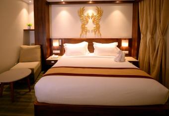 Hotel Ami Grace has Balcony rooms