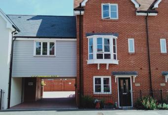 Prestbury Bed & Breakfast has Balcony rooms