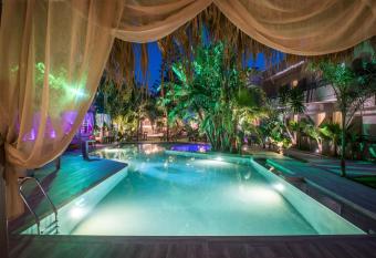 Alsus Boutique Hotel - Adults Only allows 18 year olds to book a room