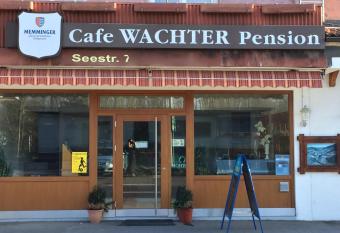 Pension Wachter allows 18 year olds to book a room