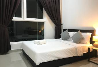 Fabulous Mutiara Ville Cyberjaya allows 18 year olds to book a room
