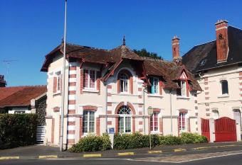 kerwatt has Balcony rooms