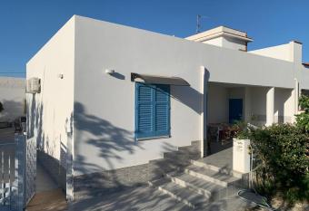 Villa Morgana has Balcony rooms