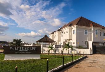 Whytescape Serviced Apartments has Balcony rooms