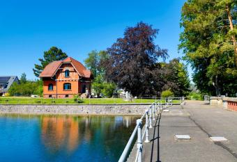 Haus am See has Balcony rooms