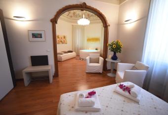 B&B Barone Liberty has rooms with a private hot tub