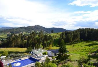 Miravalle Suites has Balcony rooms