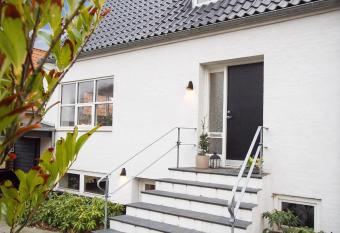 Br  ndums Bed & Breakfast has Balcony rooms