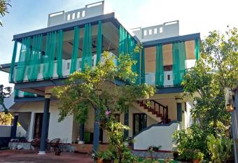 Kadalamma Beach Homestay has Balcony rooms