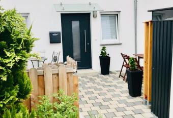 SWEET HOME OUTLETCITY has Balcony rooms