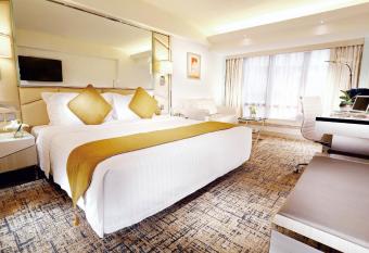 Regal Oriental Hotel allows 18 year olds to book a room