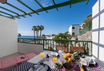 EXCLUSIVES 2-ROOM APARTMENT TOPLOCTAION 5 minutes to beach San Agustin has Balcony rooms