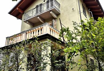 Tetto alle Rondini has Balcony rooms