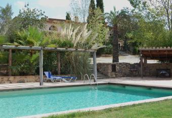 Granja Ecuestre Can Sort has Balcony rooms